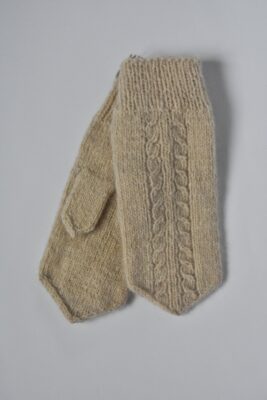 Koeravillaga labakindad